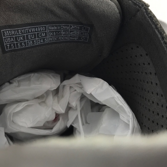 Vionic 355Riley Orthotic Gray Sneakers Size 7.5 - Picture 8 of 8